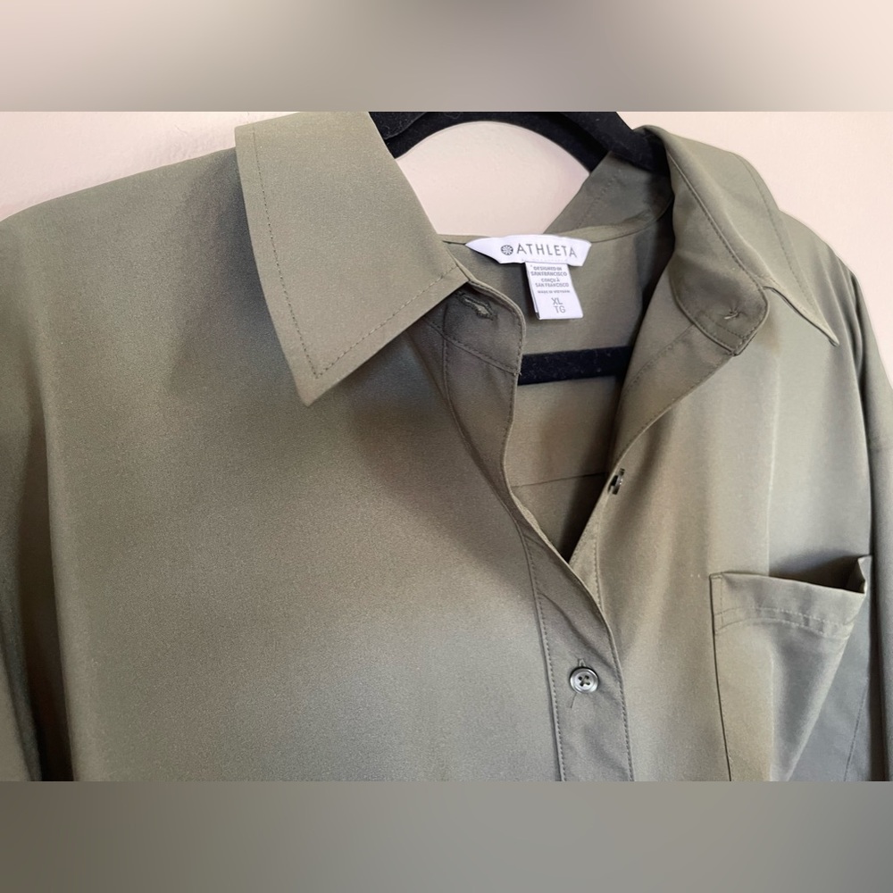 ATHLETA Blouse